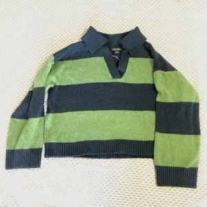 XS green/navy sweater